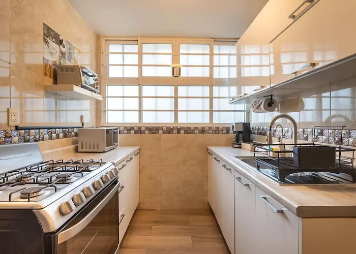 Stylish With Arcade Game & Private Patio Сasa de vacaciones
